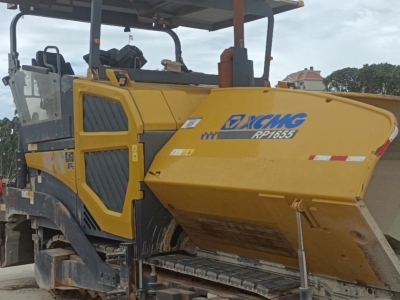 徐工RP1655摊铺机