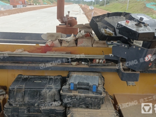 徐工RP1655摊铺机