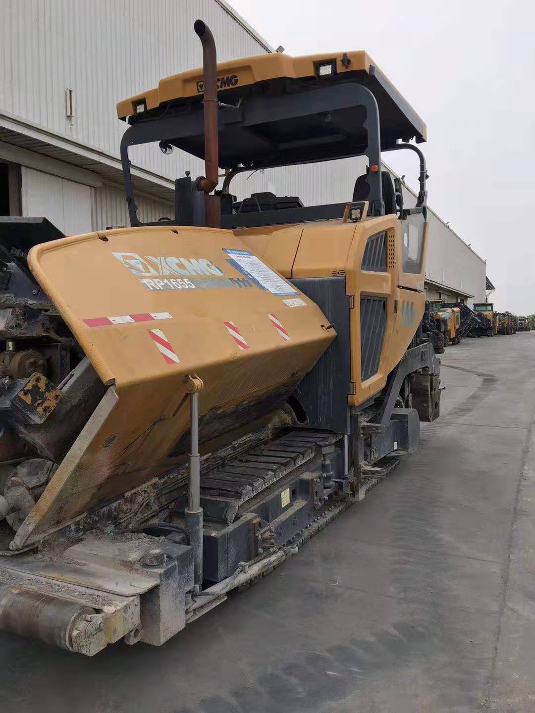 徐工RP1655摊铺机