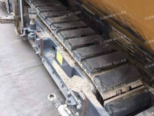 徐工RP1655摊铺机