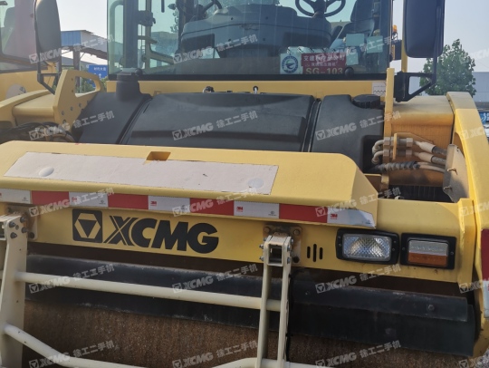 徐工XD133C双钢轮压路机