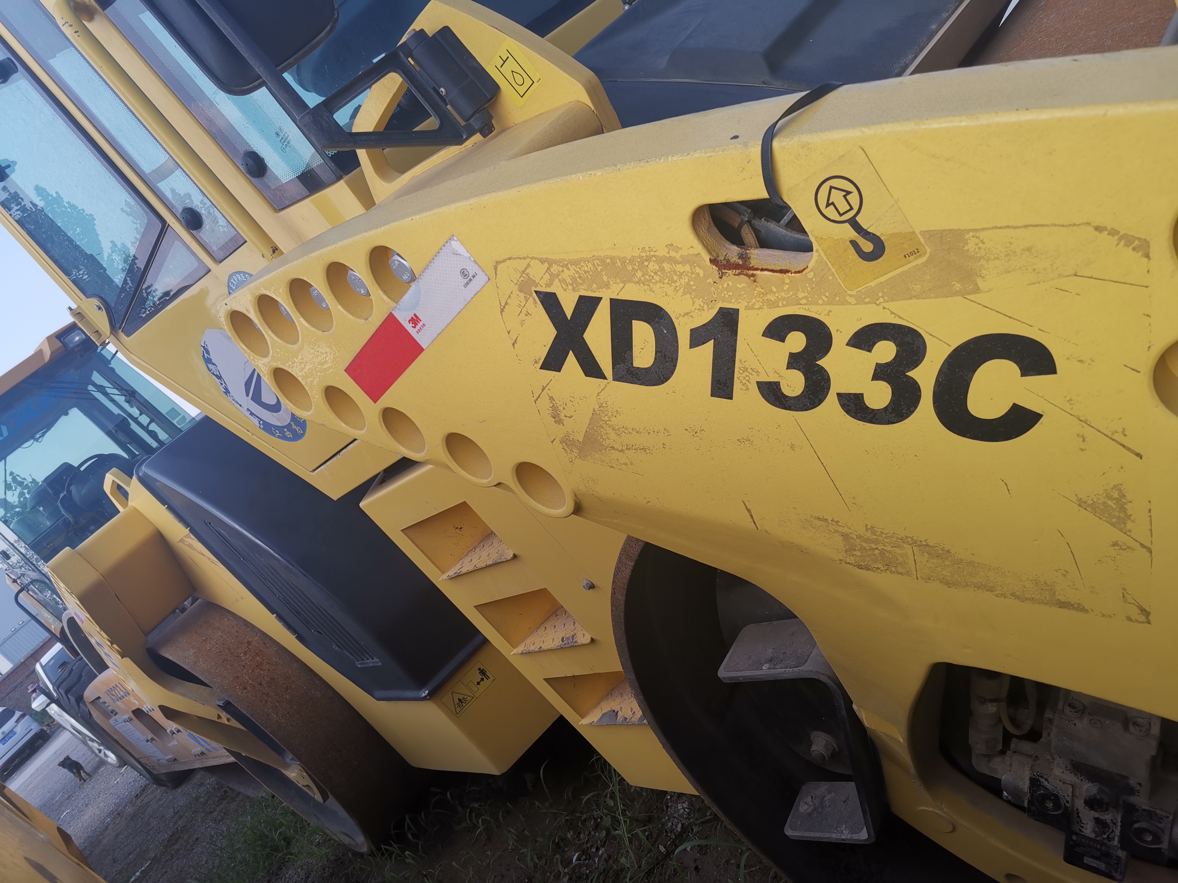 徐工XD133C双钢轮压路机