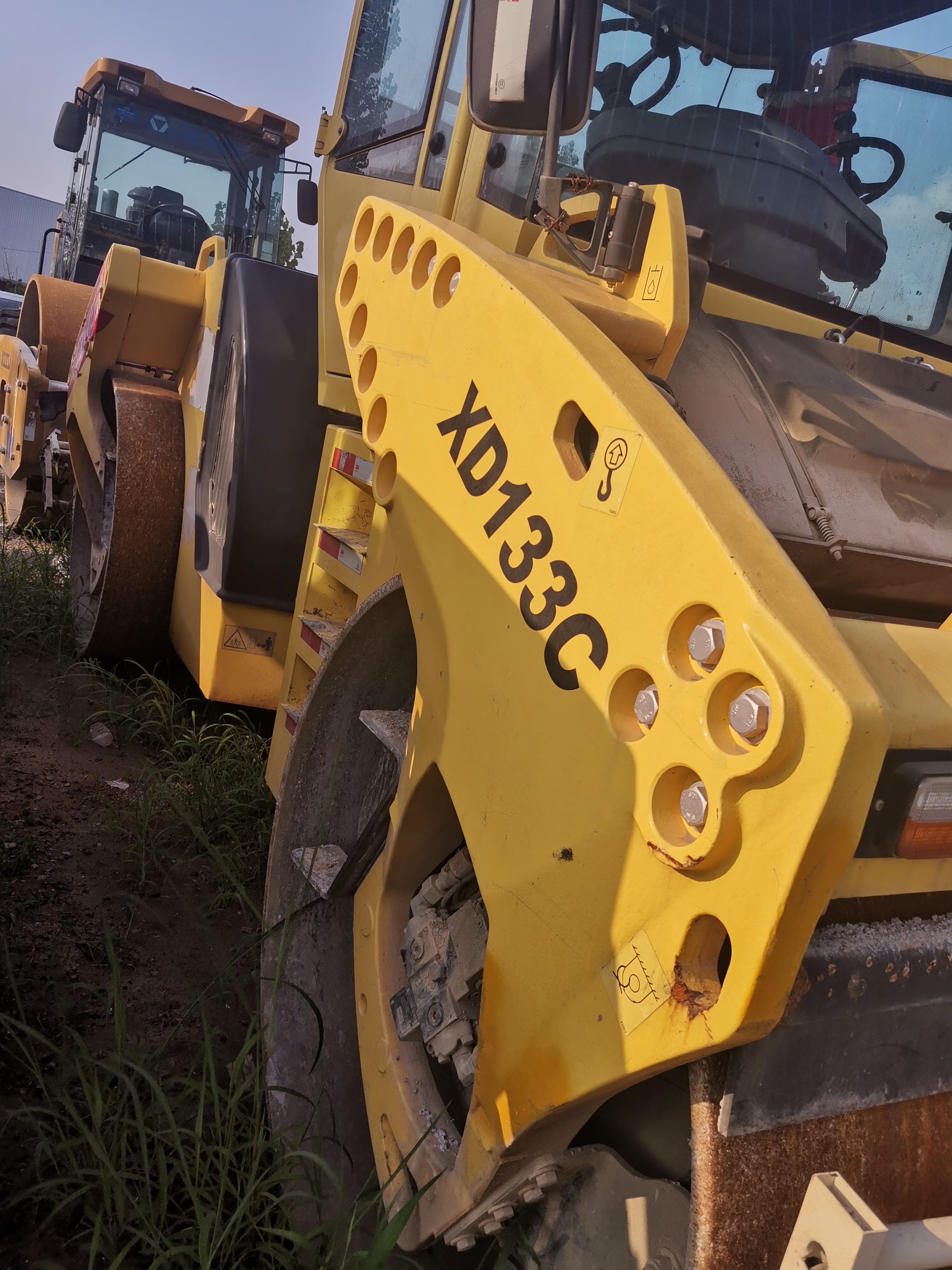 徐工XD133C双钢轮压路机