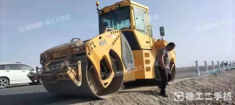 徐工XD133C双钢轮压路机