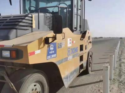 徐工XP303轮胎压路机(30吨胶轮)