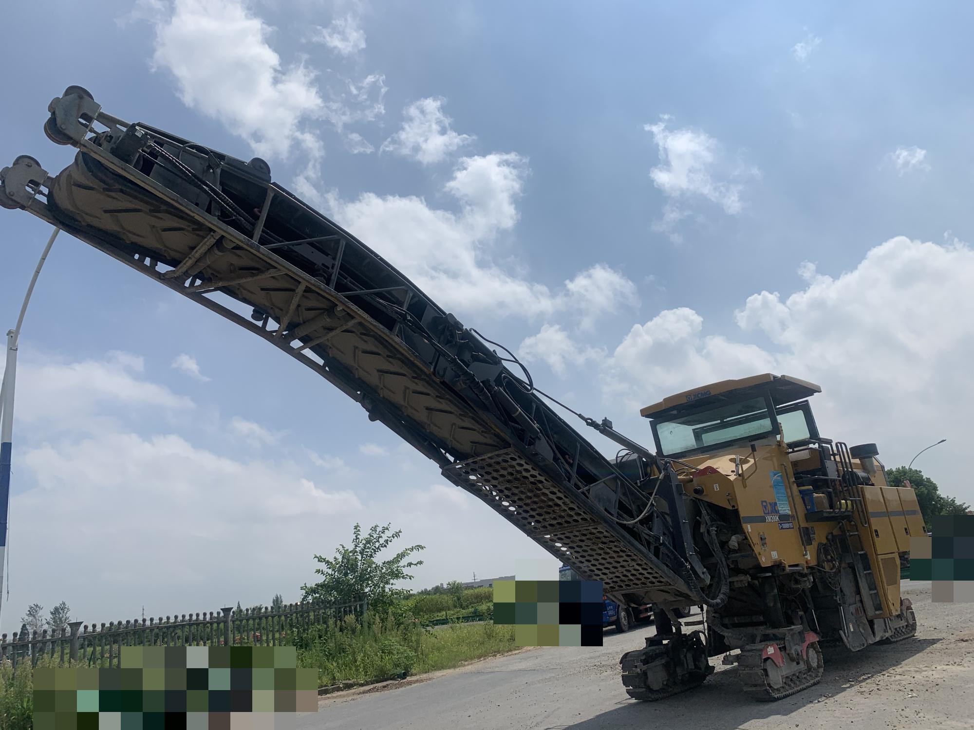 徐工XM200K铣刨机