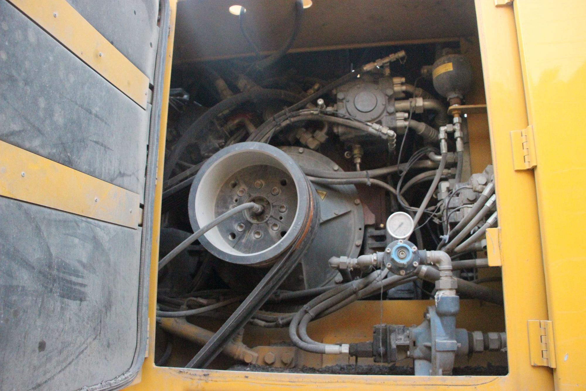 徐工XM200K铣刨机