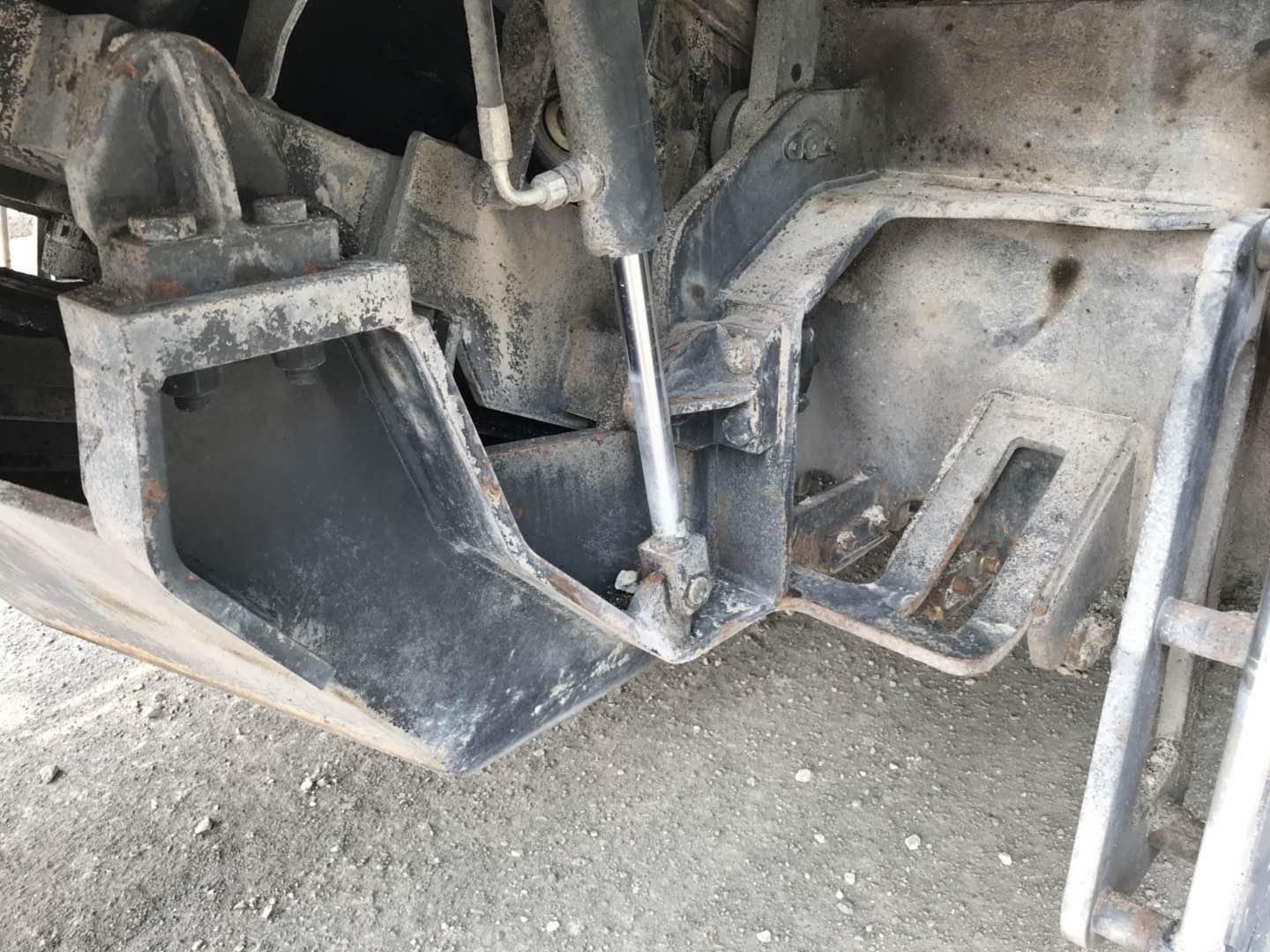 徐工XM200K铣刨机