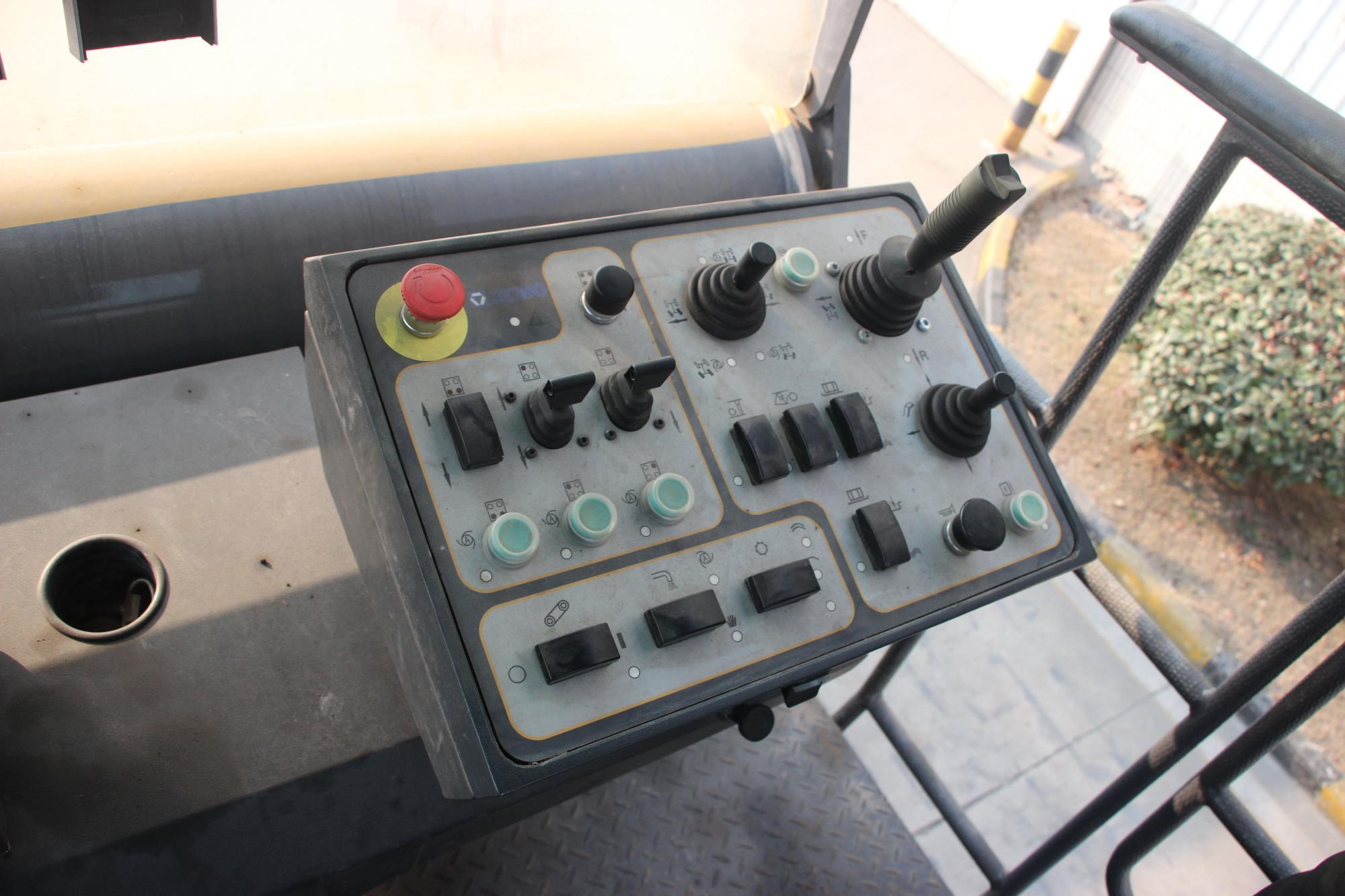 徐工XM2205铣刨机