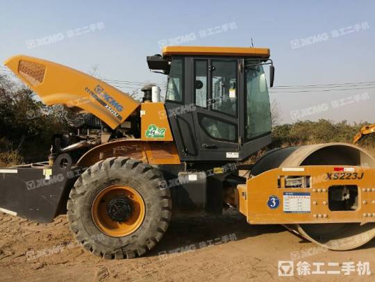 徐工XS223J单钢轮压路机