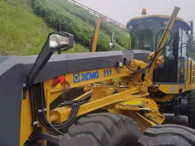 徐工GR1805平地机