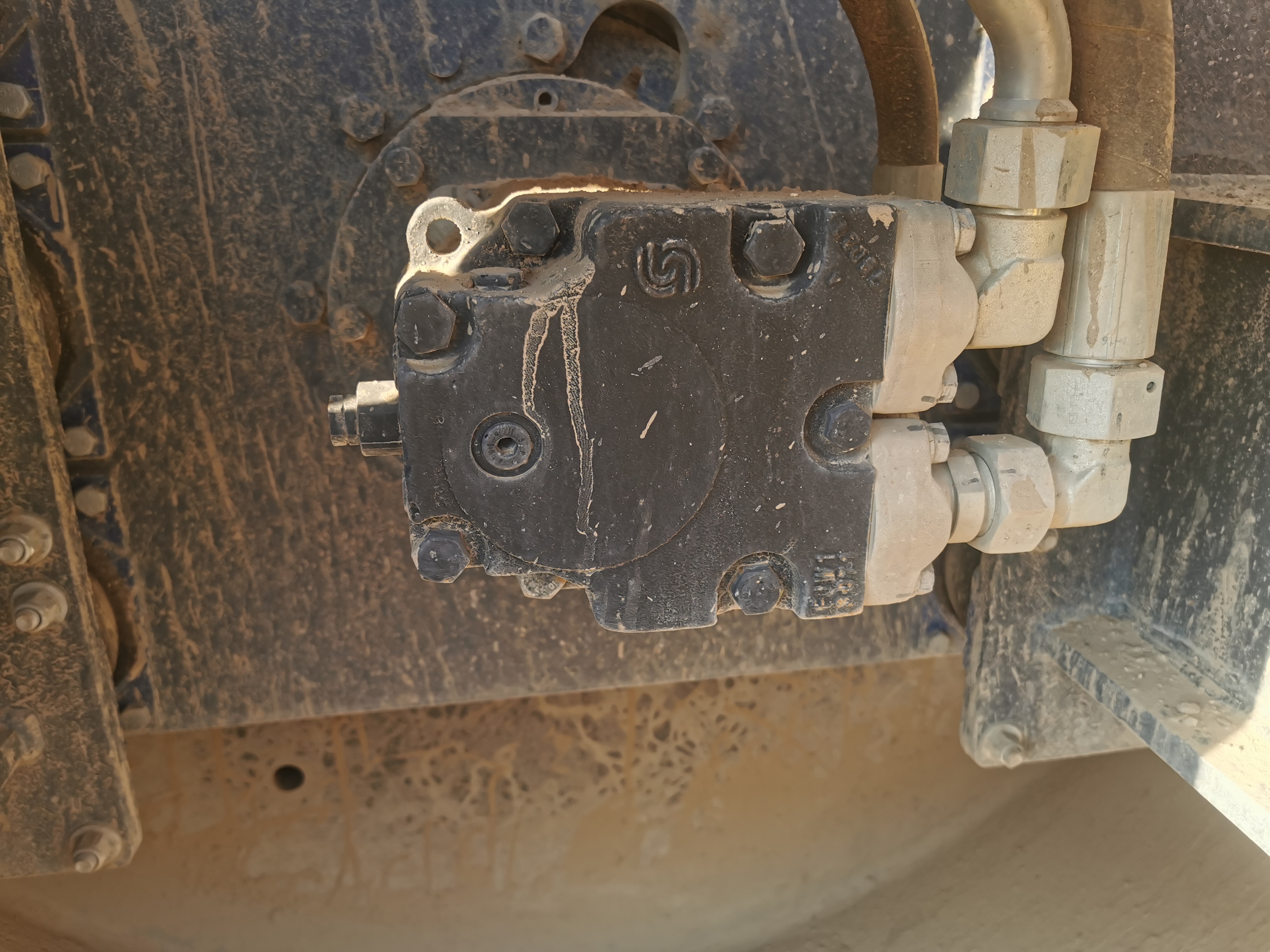 徐工XS223J单钢轮压路机