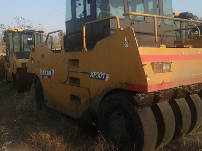 徐工XP301轮胎压路机(30吨胶轮)