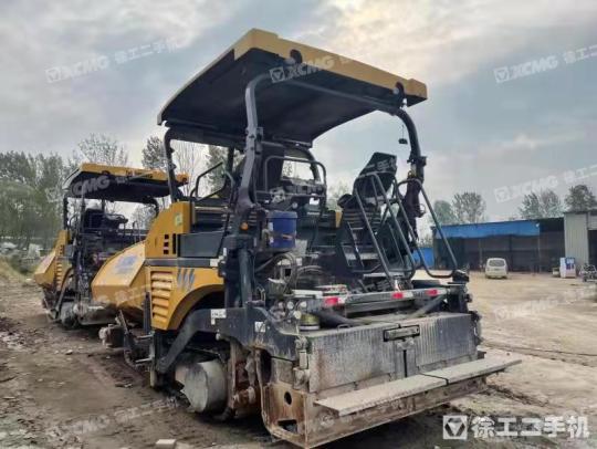 徐工RP953摊铺机