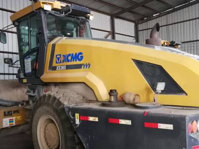 徐工XS365单钢轮压路机