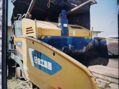 徐工RP803摊铺机