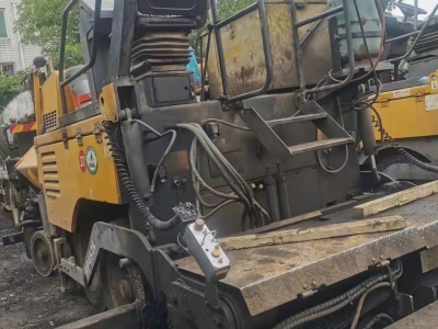 徐工RP452L摊铺机