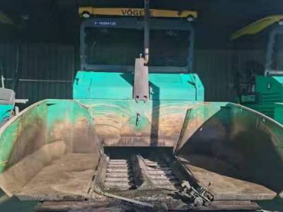 徐工RP903摊铺机