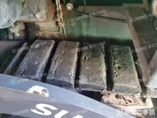 徐工RP903摊铺机