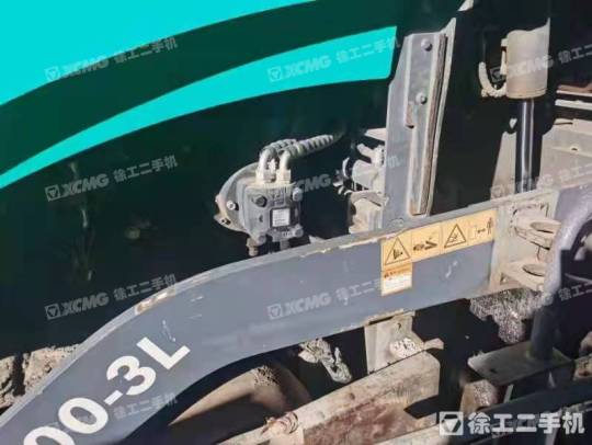 徐工RP903摊铺机