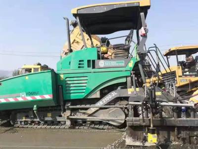 徐工RP953T摊铺机