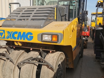 徐工XP163轮胎压路机(16吨胶轮)