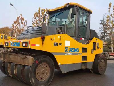 徐工XP303K轮胎压路机(30吨胶轮)