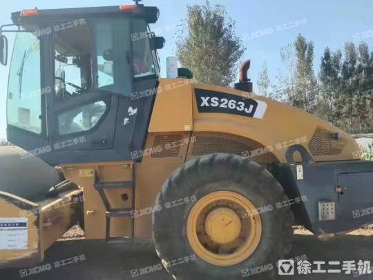 徐工XS223J单钢轮压路机