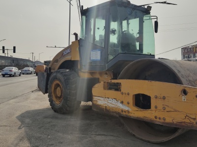 徐工XS222J单钢轮压路机