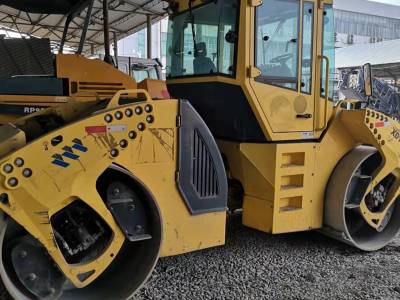 徐工XD133C双钢轮压路机