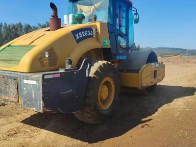 徐工XS223J单钢轮压路机