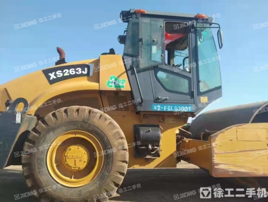 徐工XS223J单钢轮压路机