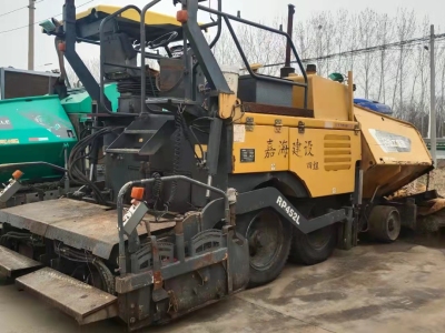 徐工RP452L摊铺机