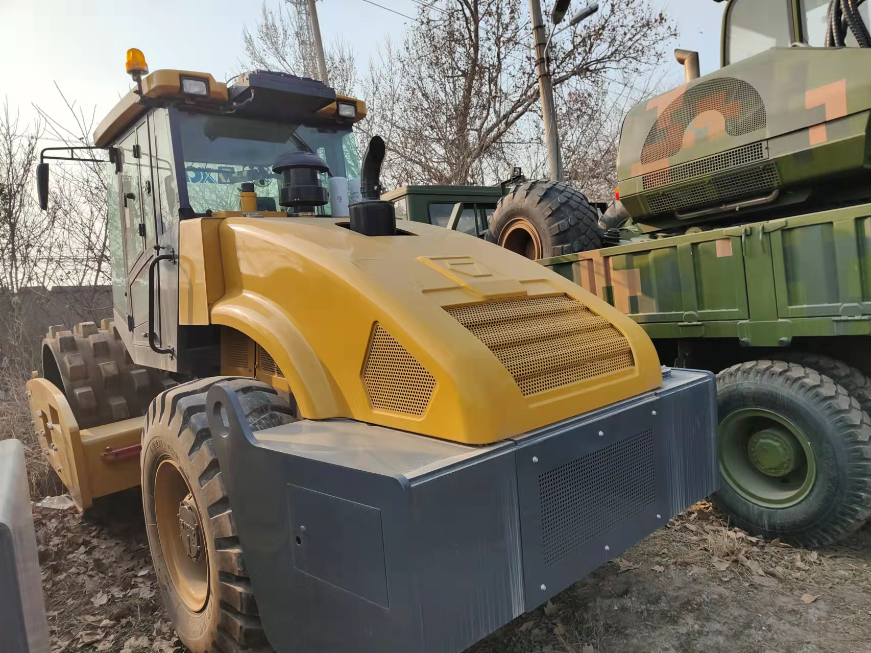 徐工XS223JE单钢轮压路机