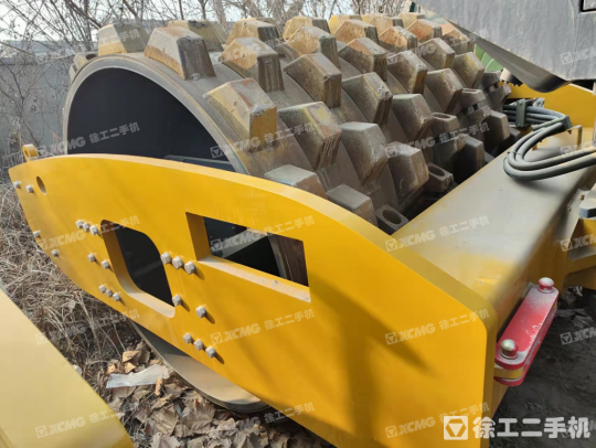 徐工XS223JE单钢轮压路机