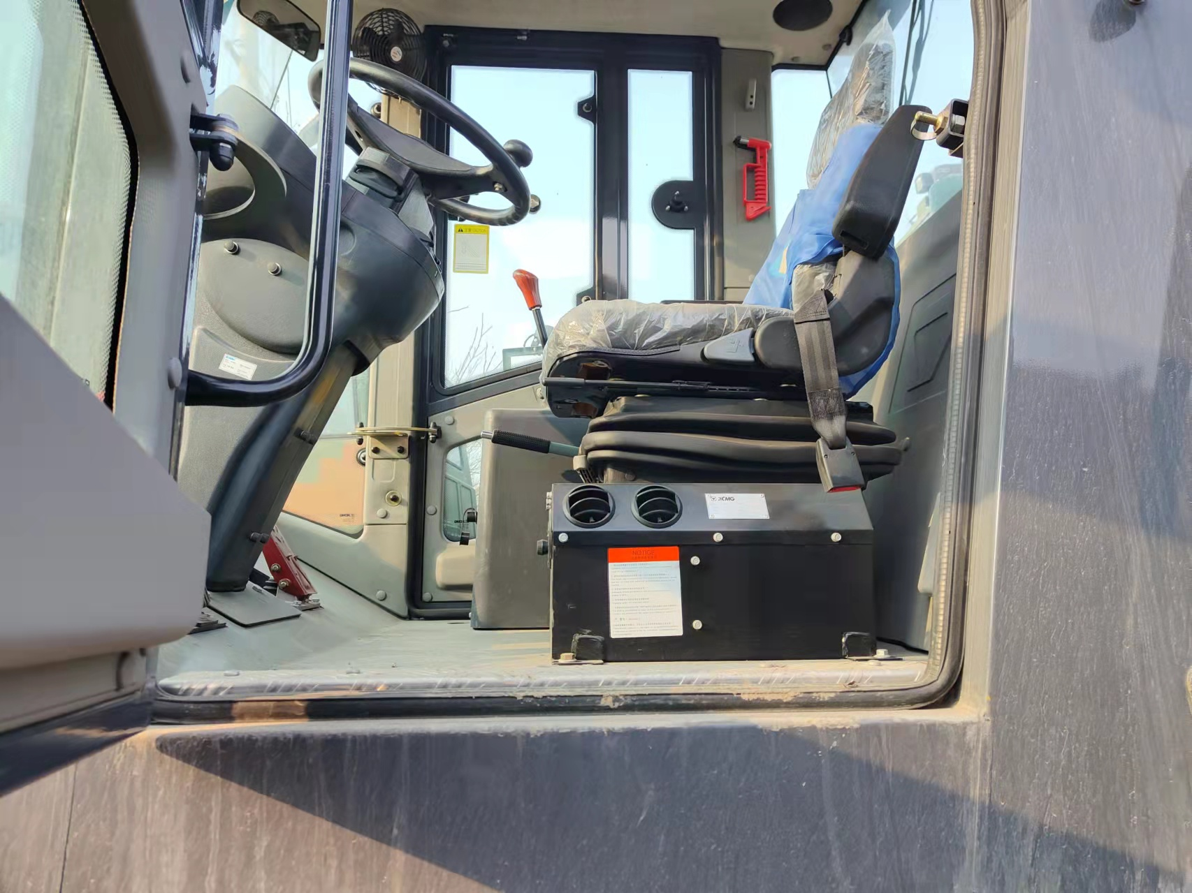 徐工XS223JE单钢轮压路机