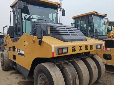 徐工XP303K轮胎压路机(30吨胶轮)