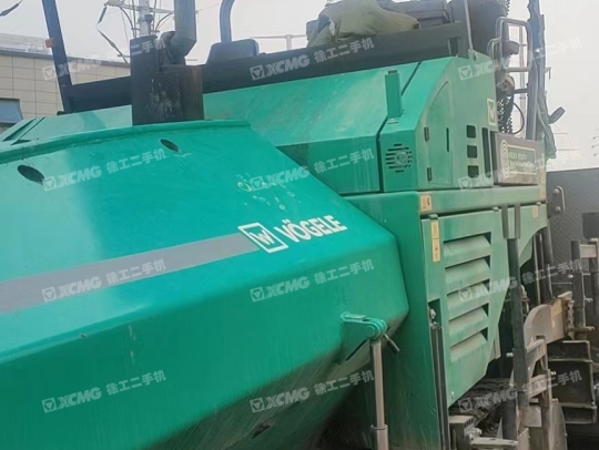 徐工RP903摊铺机