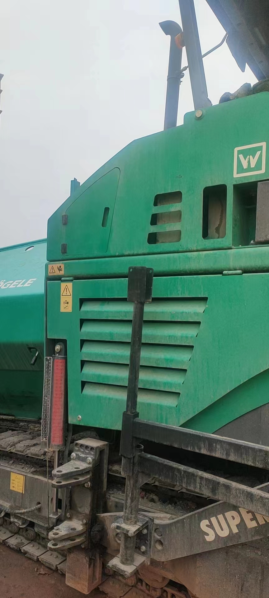 徐工RP903摊铺机