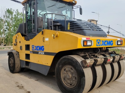 徐工XP303K轮胎压路机(30吨胶轮)