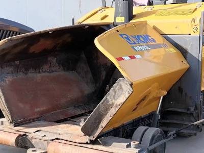 徐工RP603L摊铺机