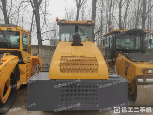 徐工XS223J单钢轮压路机