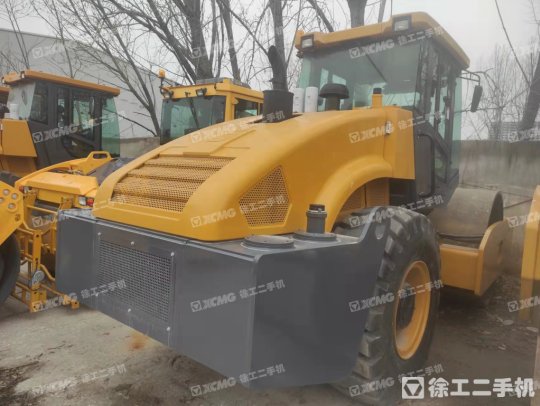 徐工XS223J单钢轮压路机