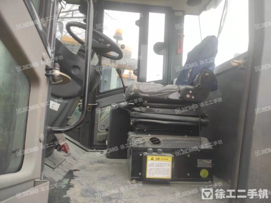 徐工XS223J单钢轮压路机