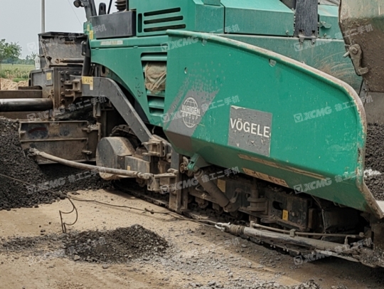 徐工RP903摊铺机