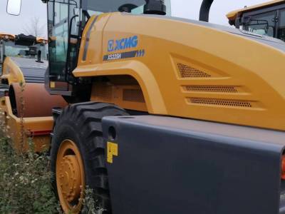 徐工XS225H单钢轮压路机