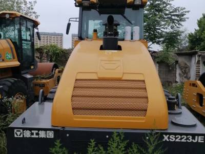 徐工XS223JE单钢轮压路机