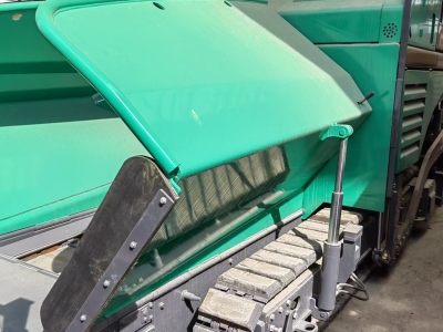 徐工RP603摊铺机