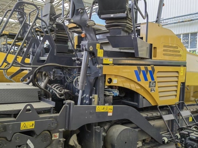 徐工RP803摊铺机