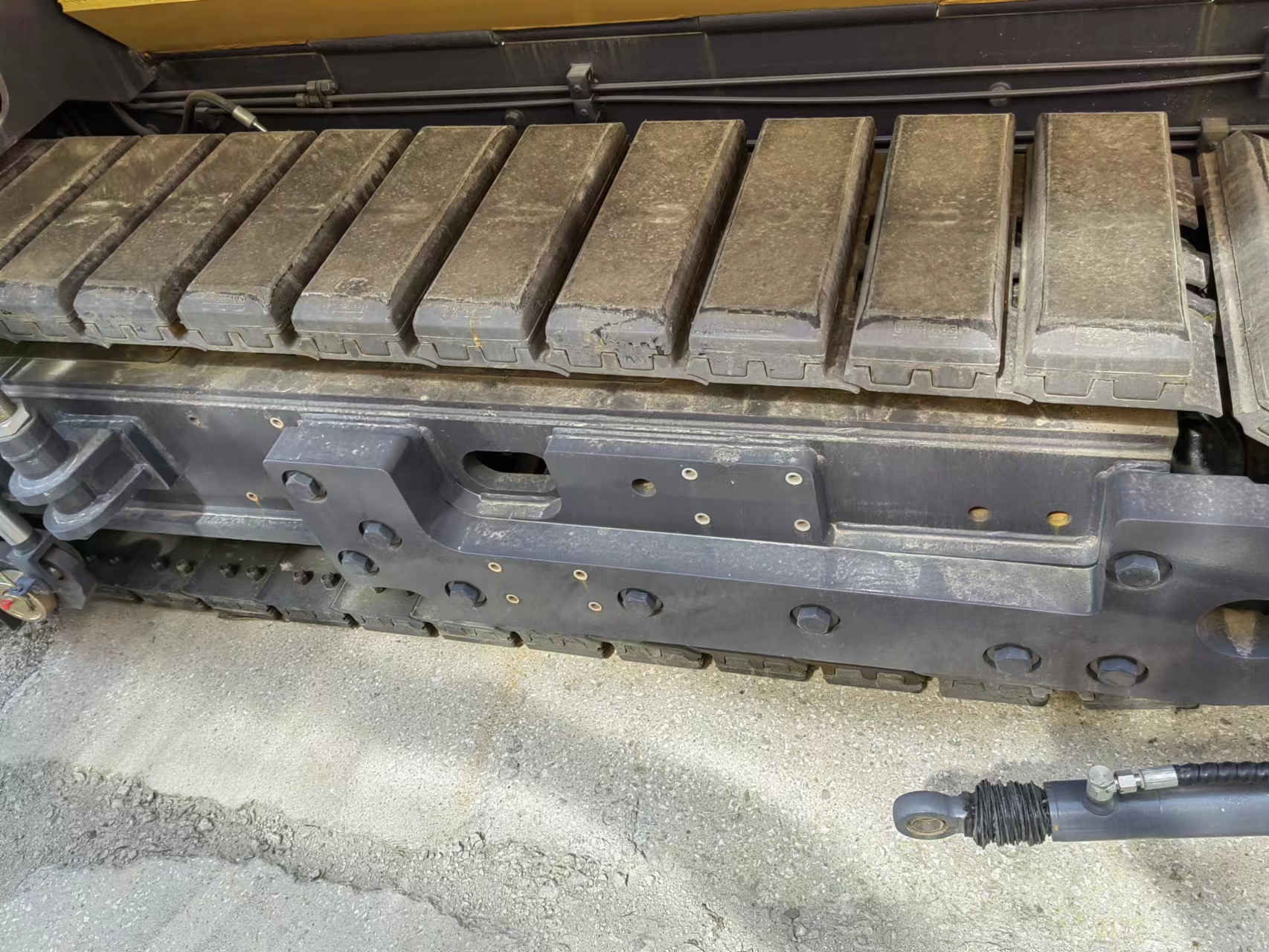 徐工RP1655摊铺机